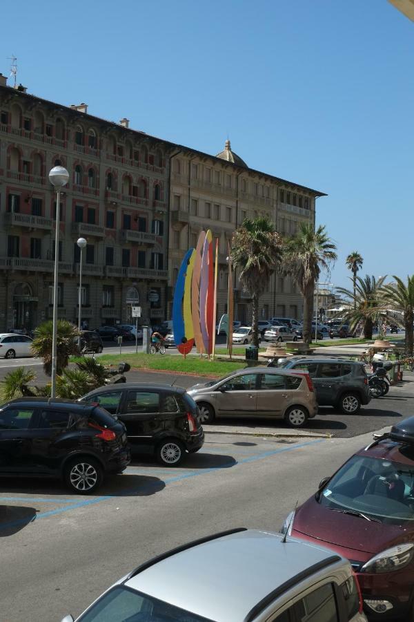 Hotel 211 Underground Viareggio Esterno foto